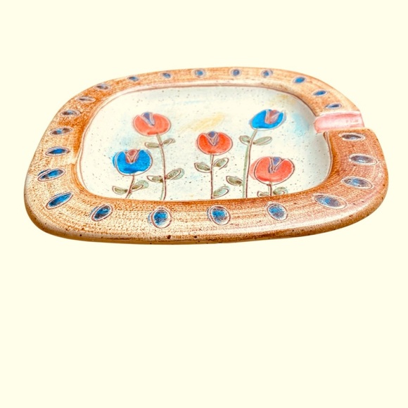 Vintage Modigliani Pezzo Unico
Vintage Italian Pottery Cigar
Ashtray - Picture 4 of 11